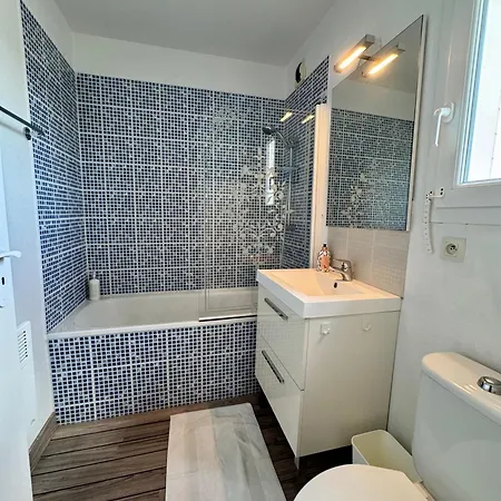 Bleu Prestige - Penthouse Vue -terrasse -plage 100m -cap D'agde - Histoire De Cles * Агд
